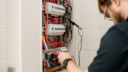 Expert Electricians Miramar Heights
